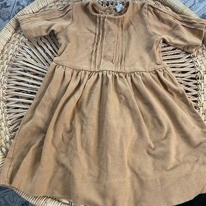 Kate Quinn Apple cinnamon dress